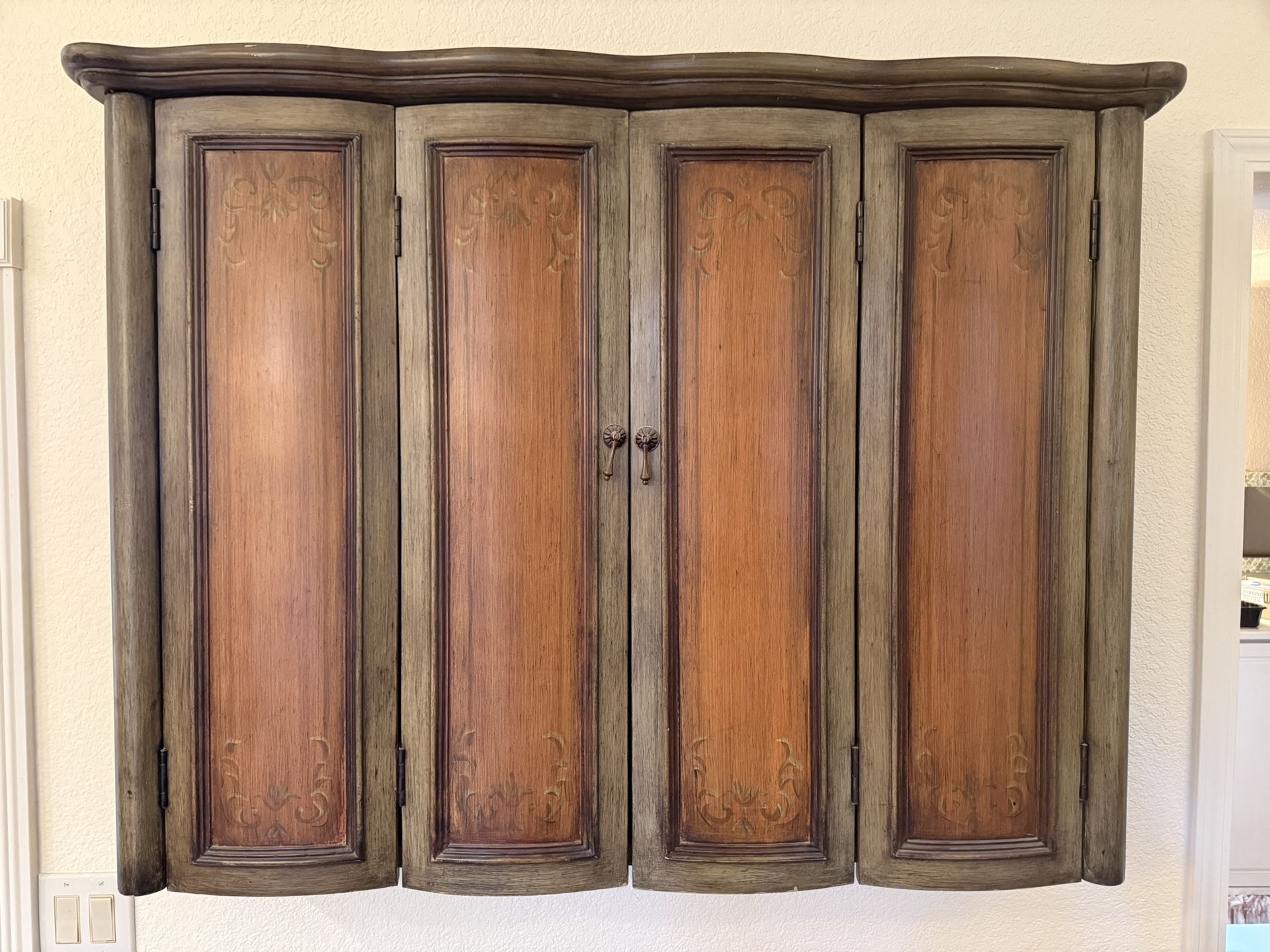 Flat screen TV wall cabinet with open back