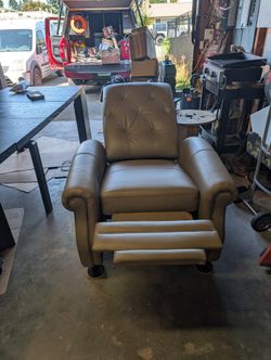 Simon Li Windsor Top-Grain Leather Power Recliner with Power Headrest (Taupe)