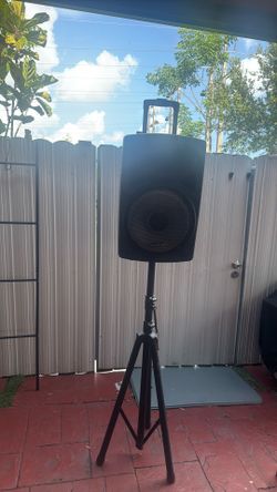 Wireless speaker
