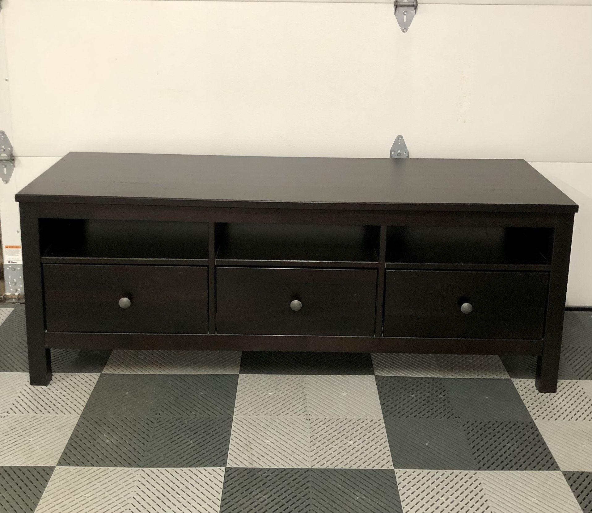 Media Center / TV Stand / Bench