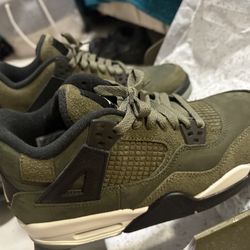 olive green jordan 4’s