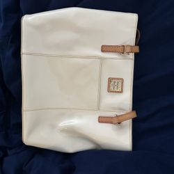 Dooney & Bourke Purse
