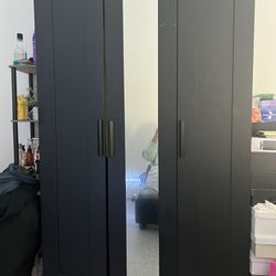 Wardrobe Closet With Mirror