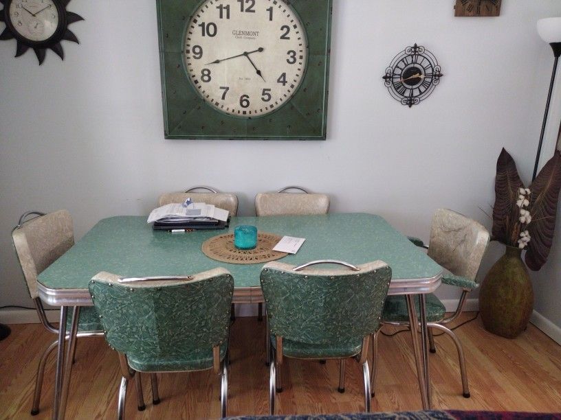 Retro Kitchen Table