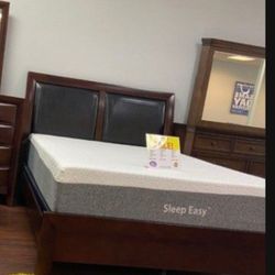 *Bedroom Week!!!*---Vintage Emily Merlot Queen Bedroom Sets---From $599!!!---Delivery And Financing✌️