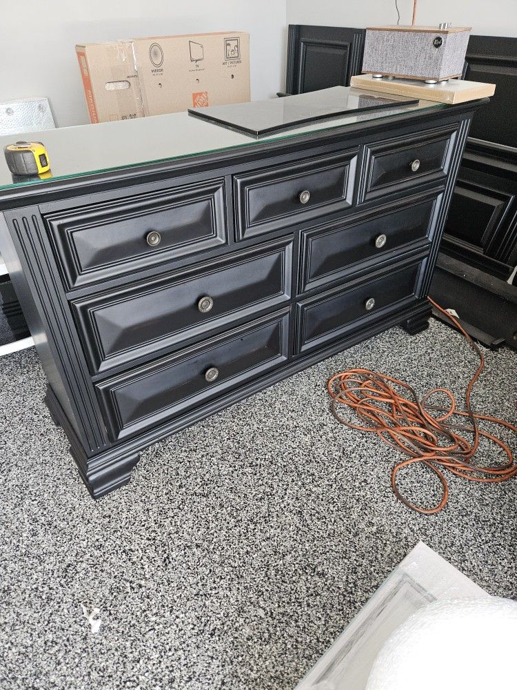 King Bedroom Set