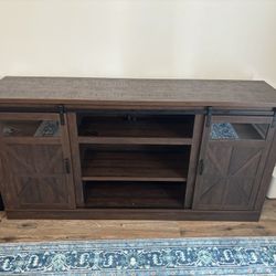 TV Stand/Media center