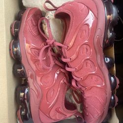 Women’s Nike Vapormax 