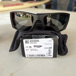 Oakley Fuel Sale Matte Black Gray Polarized Sunglasses