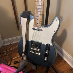 Fender Player Telecaster Maple Fingerboard Electric + Fender Mustang LT25 25W 1x8 Guitar Amp