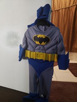 Batman costume size 2t to 4t