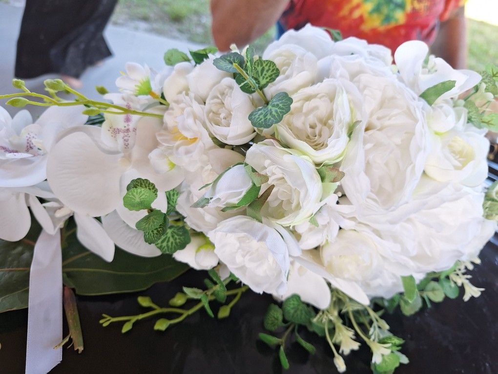Wedding Flowers Are Blooming 