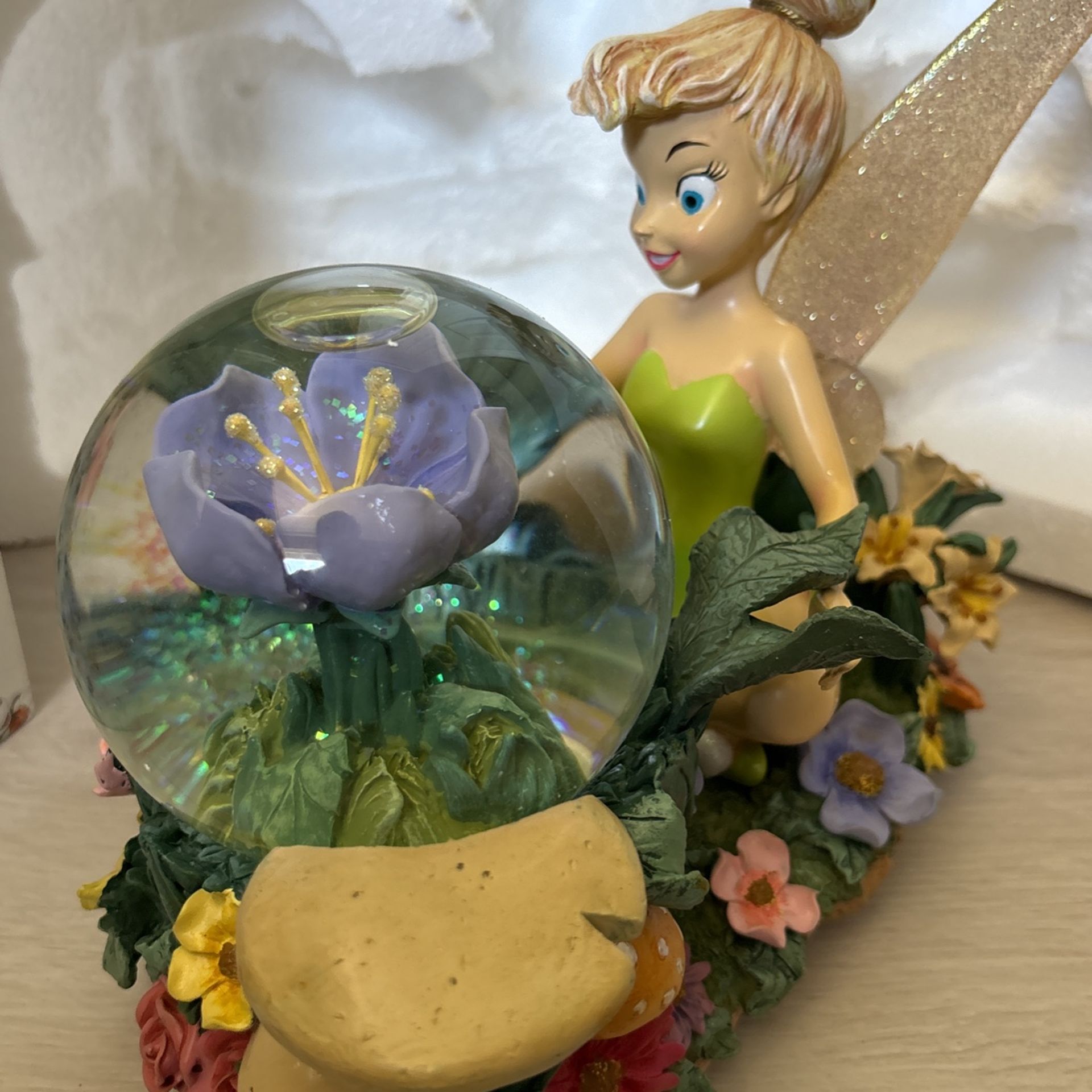 (RARE) Walt Disney Tinkerbell Snow globe and Music Box (working)