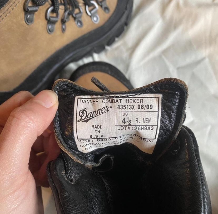 Danner combat hiker 43513x hot sale