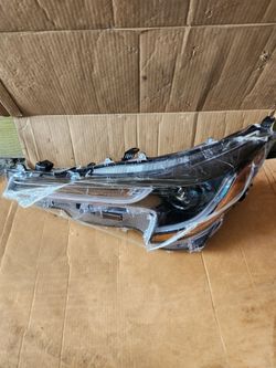 2023,2026 toyota corolla lh headlight