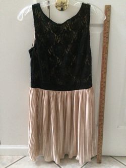 Junior Girls Dress Size Large