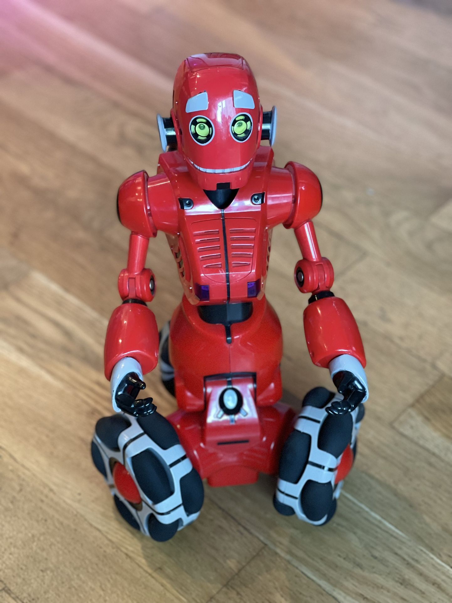 Tribot Robot Wowee Toy on 3 Wheels & Remote Control 11.8”H