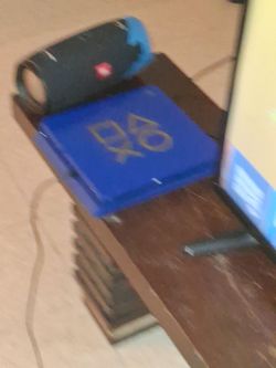 PlayStation 4 Console Blue Limited Edition