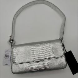 New Kendall & Kylie Embossed Purse Metallic Silver Handbag Adjustable Strap