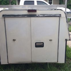 Camper Shell With Roof Rack