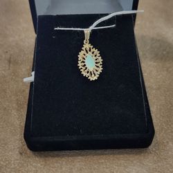 14k Gold Opal