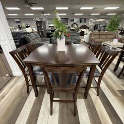 7 Pc Dining Table 