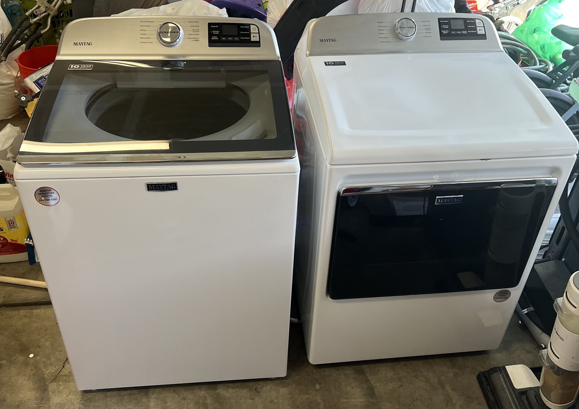 Double stacked washer and dryer 