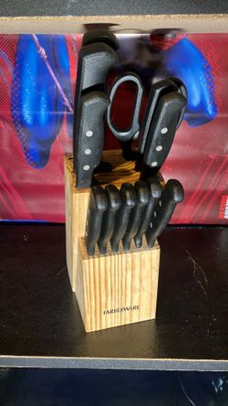 Farberware Knife Set & Wooden Block