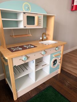 Toddler kitchen