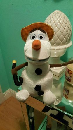 Frozen Olaf musical and dancing doll...collectors item!..Great Condition!