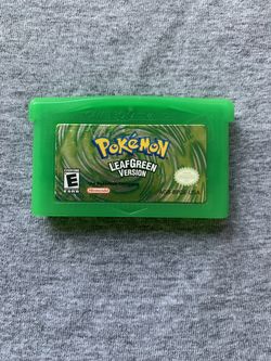 Nintendo Dsi Lite with Pokemon leaf green (no stylus)