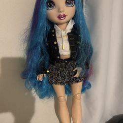 Rainbow High My Runway Friend Amaya Raine