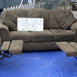 Couch & 2 Recliners 