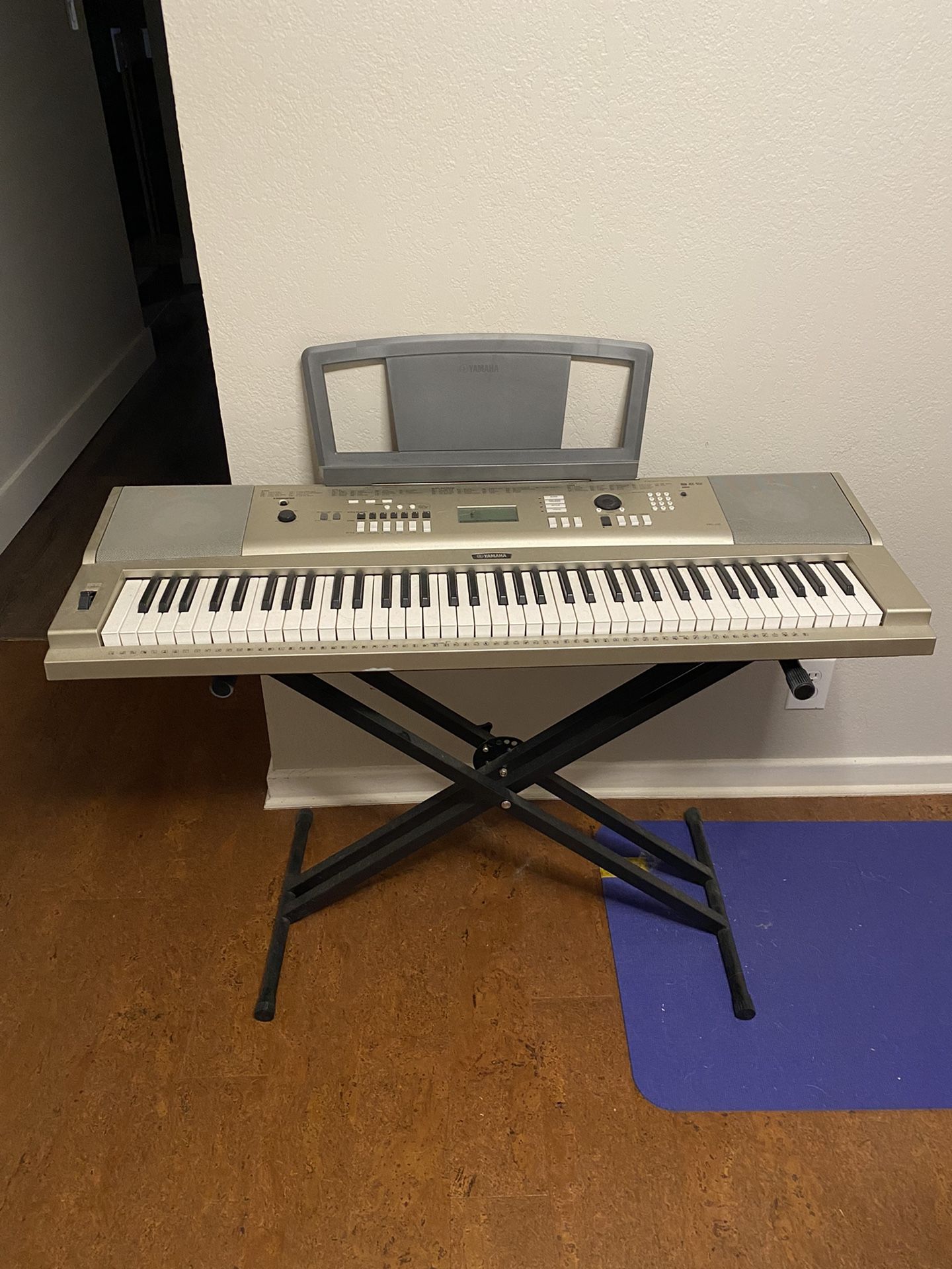 Yamaha, YPG-235 76-Key Portable Grand Keyboard Bundle