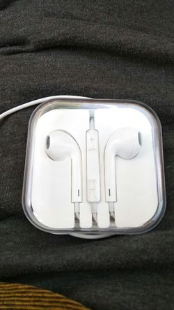 IPHONE EARPHONES