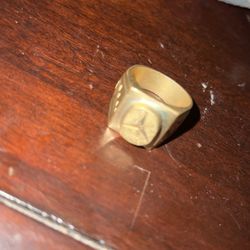 18k Gold Ring 