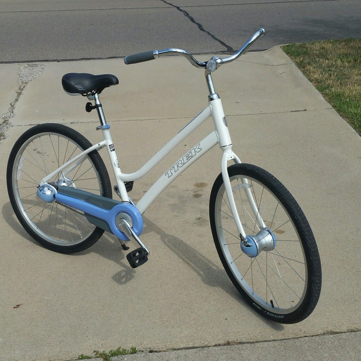 Ladies Girls Trek Lime Lite Auto Bike for Sale in Lathrup Village