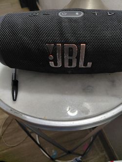 JBL BLUETOOTH  SPEAKER
