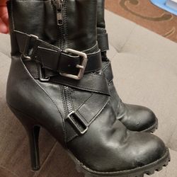 BCBG BOOTS size 8