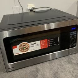Toshiba 2.2 cu ft Stainless Steel Microwave Push Button clicking In