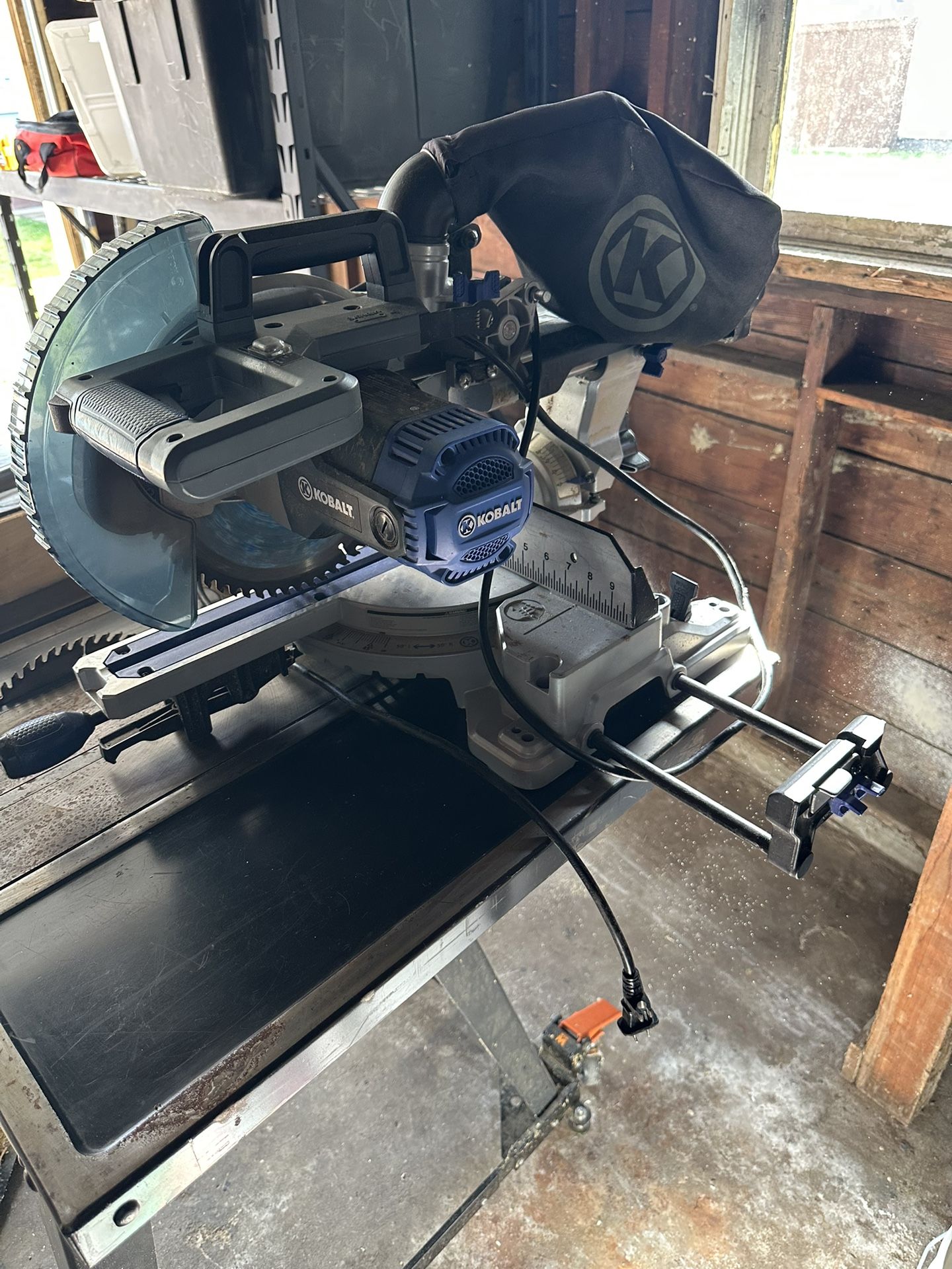 Kobalt 15A compound mitre saw