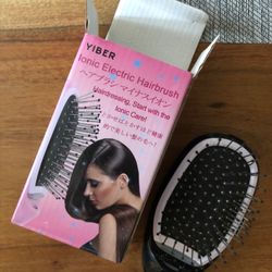 Ionic Hairbrush, New