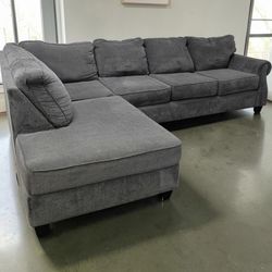 Dark Grey 🩶 Sectional Couch 🛋️