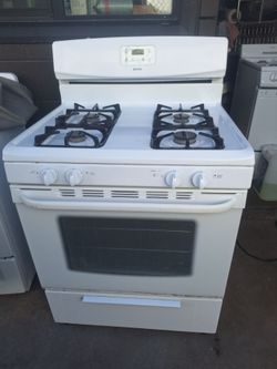 WORKING STOVE/RANGE(INSTALLED)