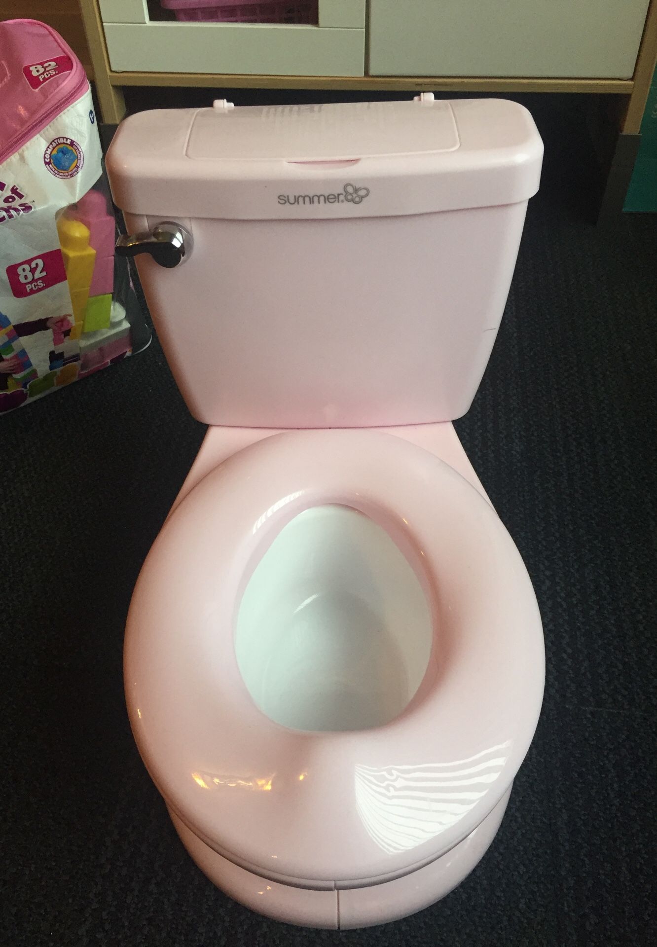 🚽