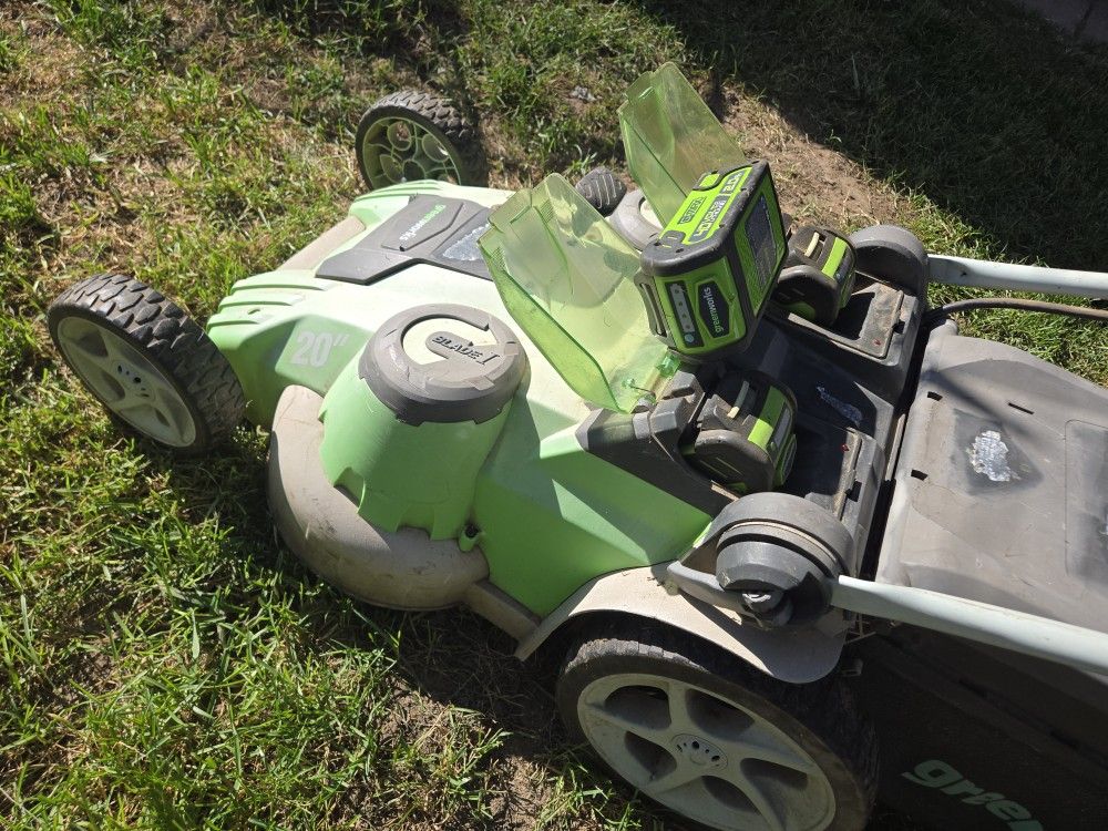 Greenworks 40 V Dual Battery Lawn Mower