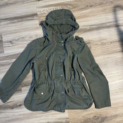 Woman’s Large Army Green Jacket 