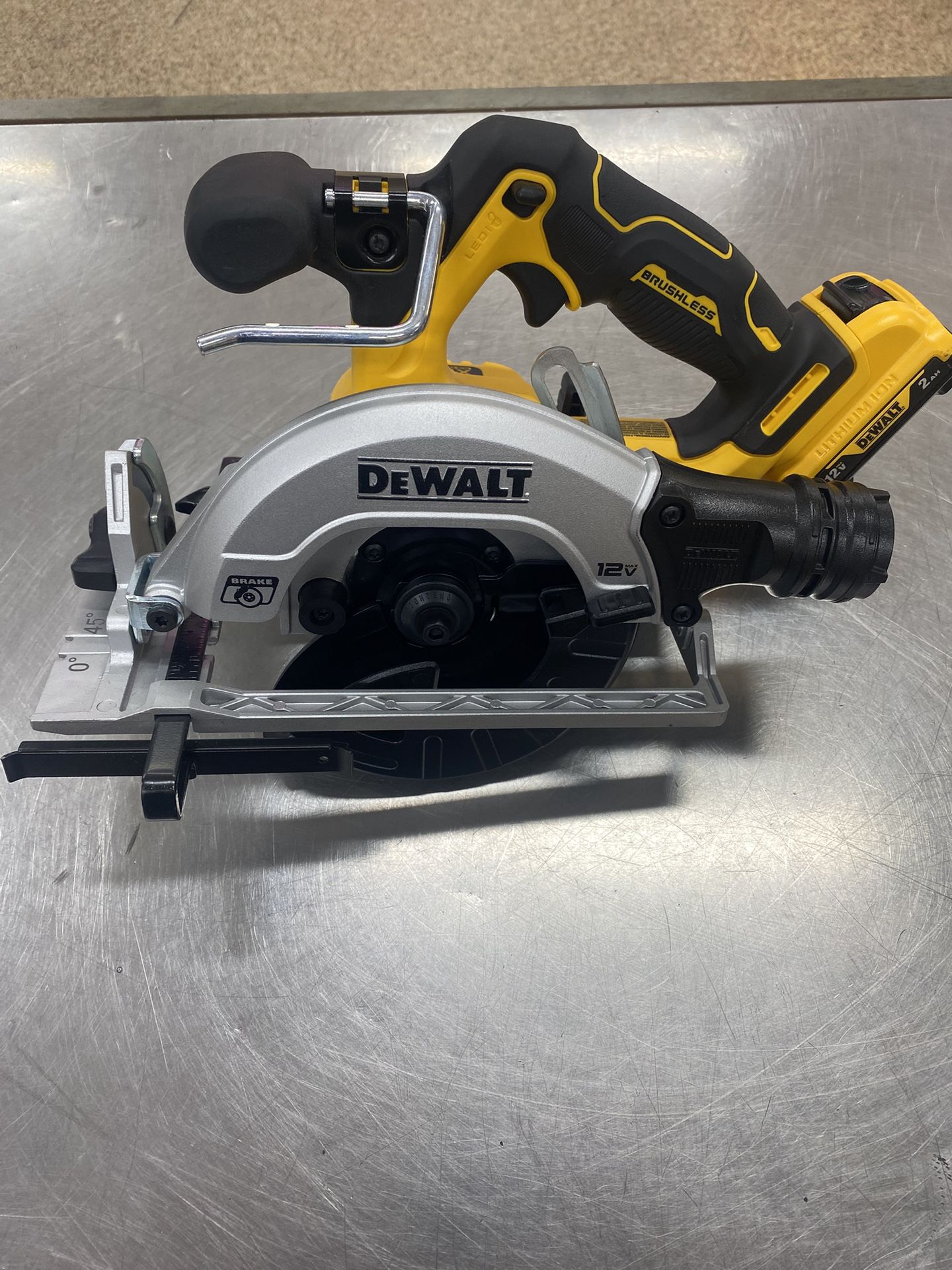Dewalt 12V Circle Saw