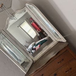 Beautiful Antique Mirror 
