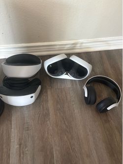 PS VR2 and head set for Sale
